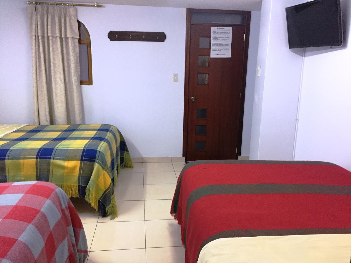 אוטהוואלו Hostal Runa Pacha מראה חיצוני תמונה